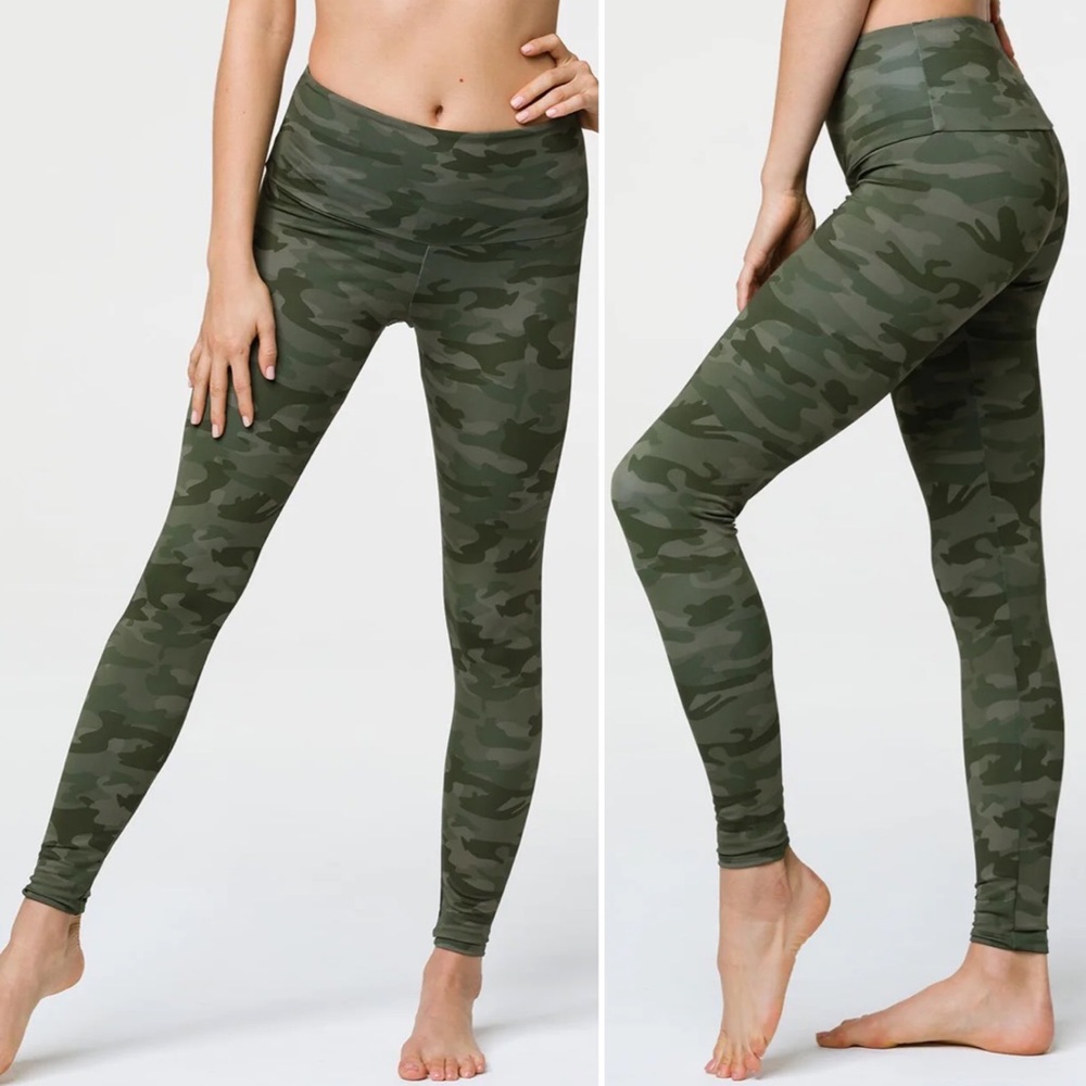 Onzie High Rise Leggings - Moss Camo